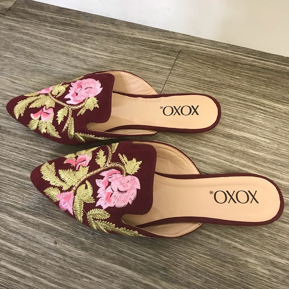 XOXO RED FLORAL FLAT MULES